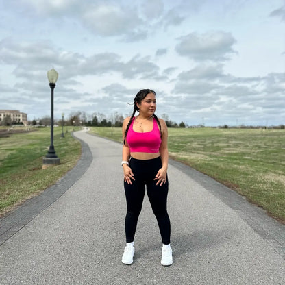 Crisscross Open Back Sports Bra for Enhanced Comfort and Support