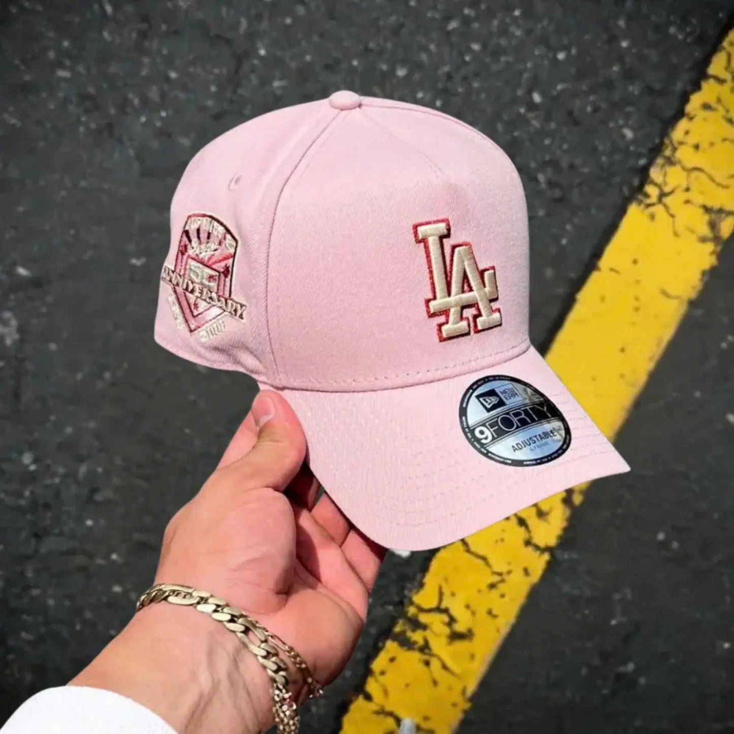 Premium MLB Fitted Caps for NY & LA – Stylish Flat Peak Design in Vibrant Colors, Ideal for Streetwear and Sports Enthusiasts