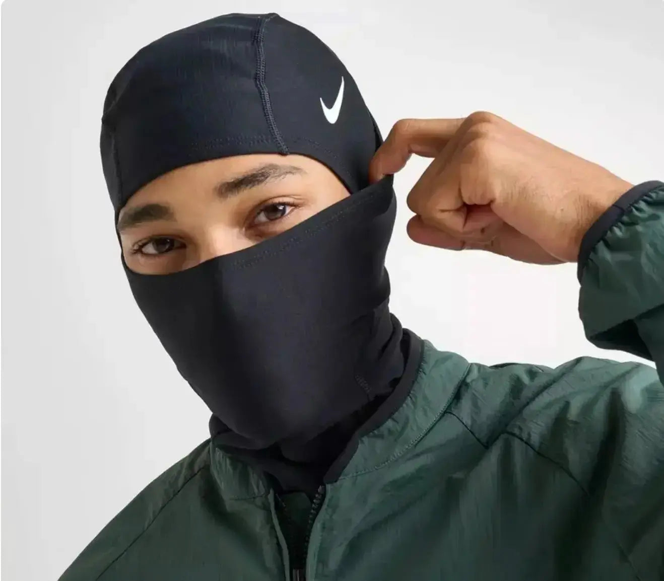 Nike Pro Hyperwarm Convertible Hood Mask - Dri-FIT Technology Face and Neck Covering for Outdoor Sports, Machine Washable